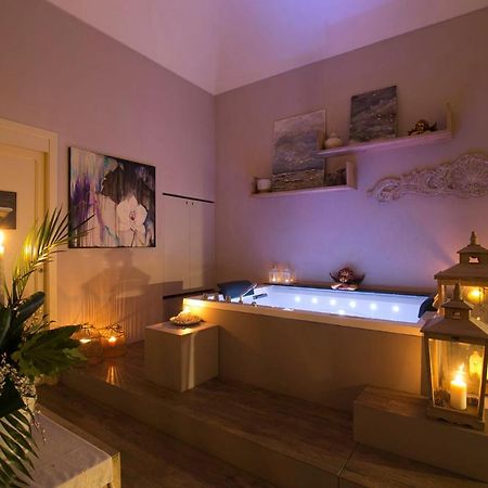 Corte Rossetti Le Dimore Luxury B&B Vasto Luaran gambar